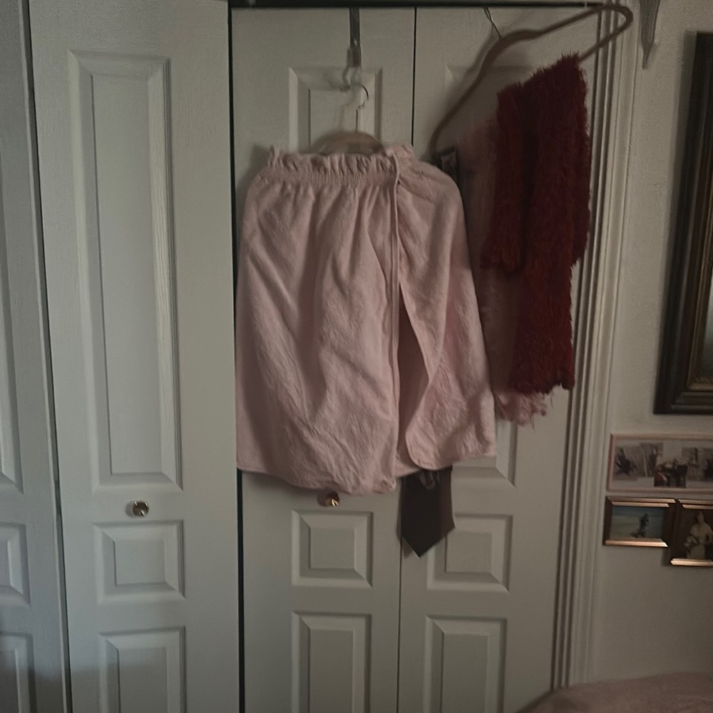 Velcro wrap around towel